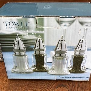 Set 4 Fluted crystal salt & pepper shakers, silver plated tops. New, orig box.